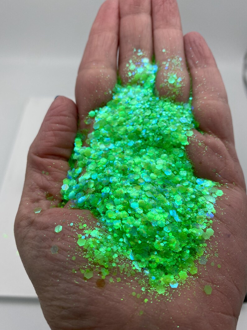 Verdant View Glitter – Neon Green Iridescent Chunky Mix Glitter (2 oz)