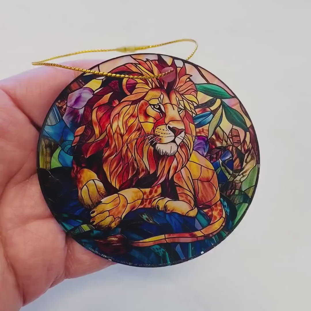 Lion Faux Stained Glass Ornament – Majestic Wildlife Keepsake